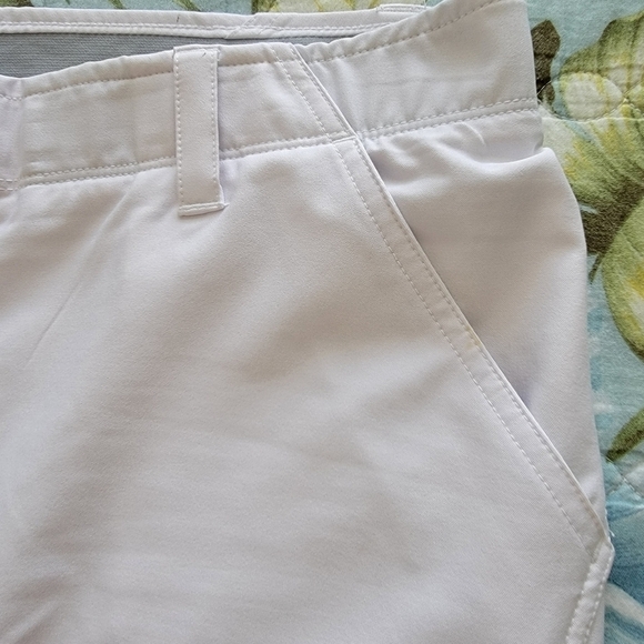 REEL LEGENDS BACK ZIP POCKET ADVENTURE SHORTS - Picture 4 of 8